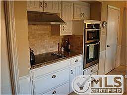 3rd image of 1403 Stoneboro Ln