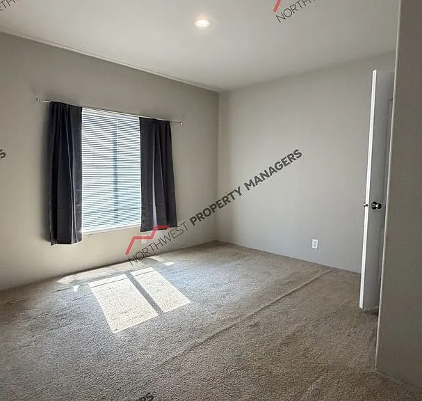 124 Valley View Dr — Photo 14