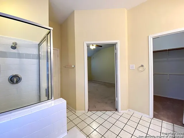 6635 Shady Bend Dr — Photo 22