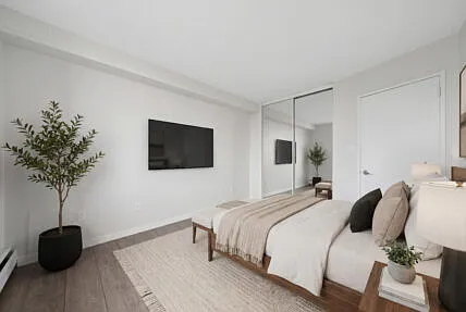 1434 Burnaby St #605 — Photo 8