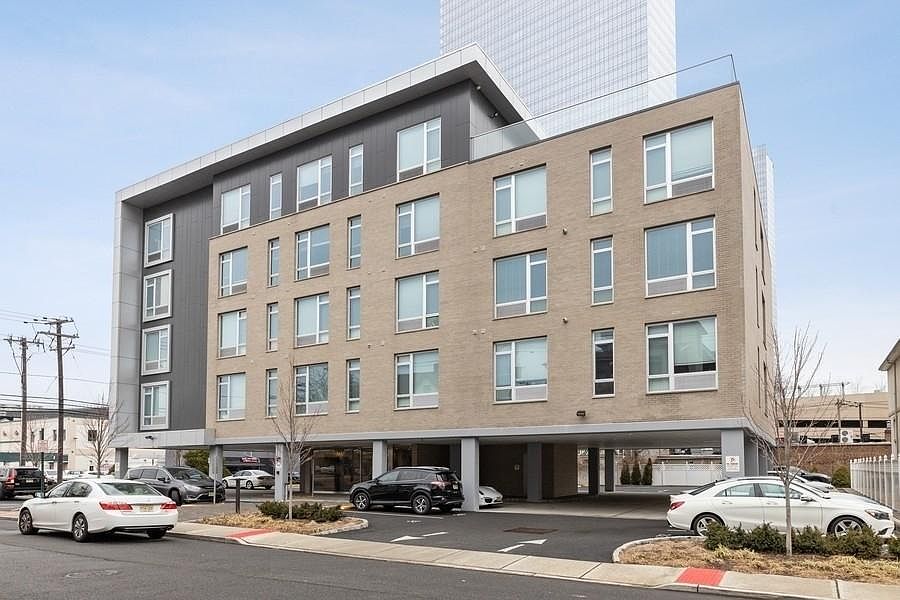 159 Cedar St APT 502, Fort Lee, NJ 07024 | Zillow