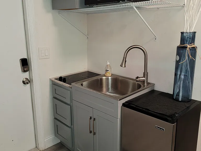 Kitchenette View