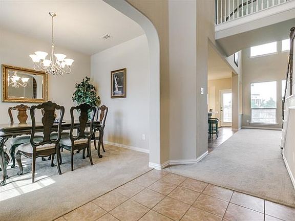 3rd image of 716 Rolling Hills Ln