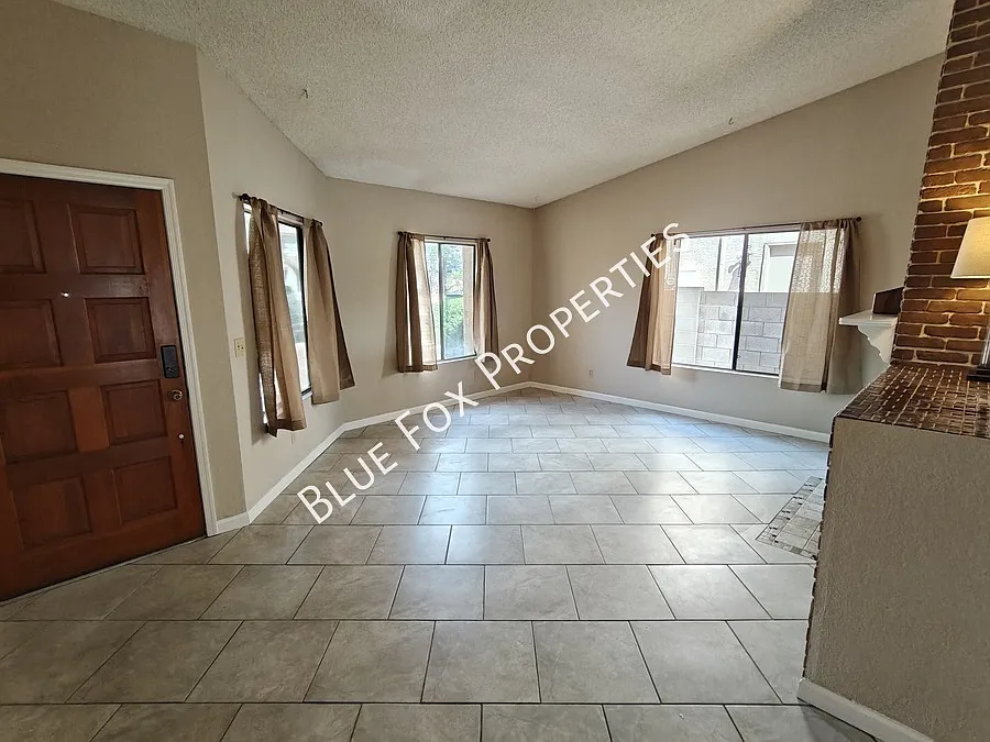 5189 W Aquamarine Street — Photo 3