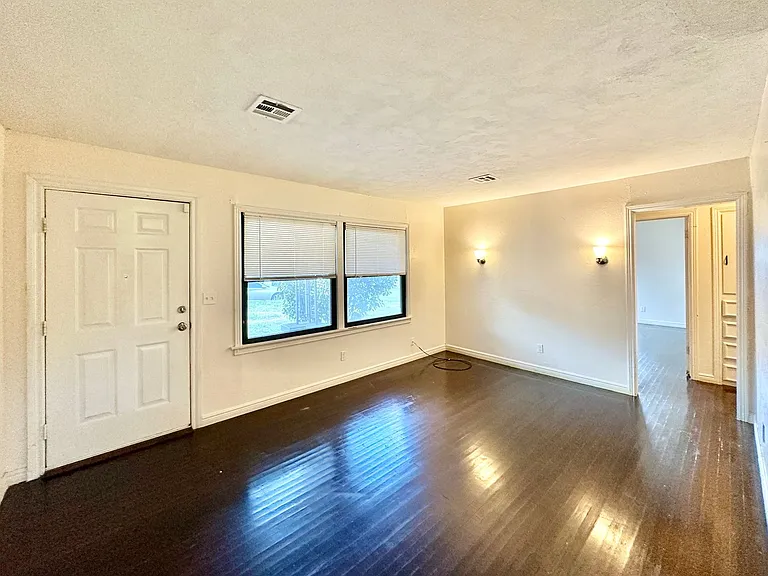 3206 NW Liberty Ave — Photo 6