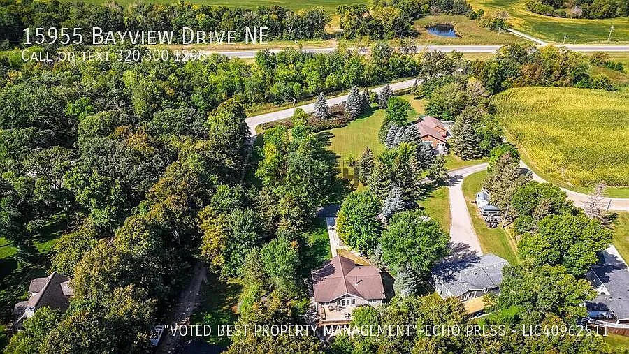 15955 Bayview Dr NE