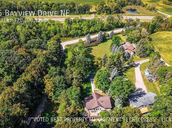 15955 Bayview Dr NE