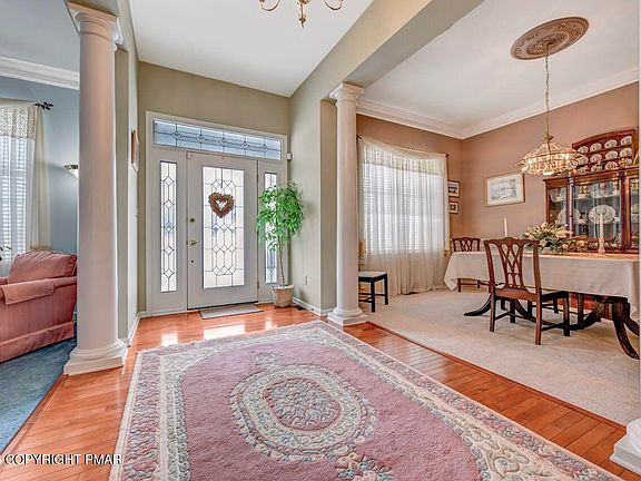 5th image of 3141 Pine Valley Way