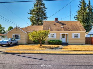 1304 4th Ave NW, Puyallup, WA 98371
