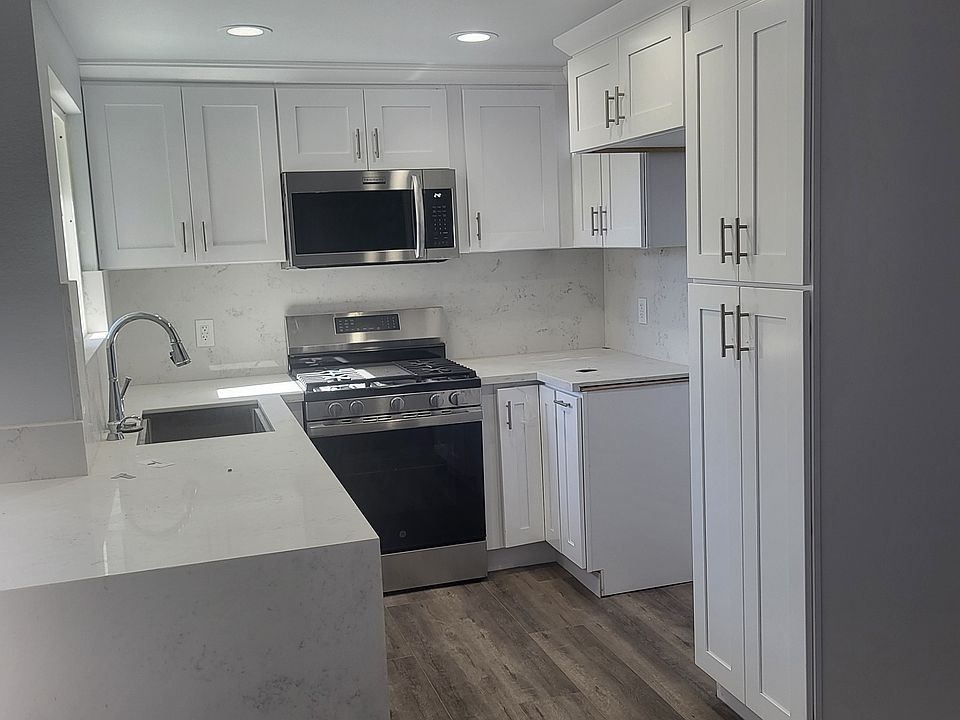 1st image of 4892 Tarragon Dr