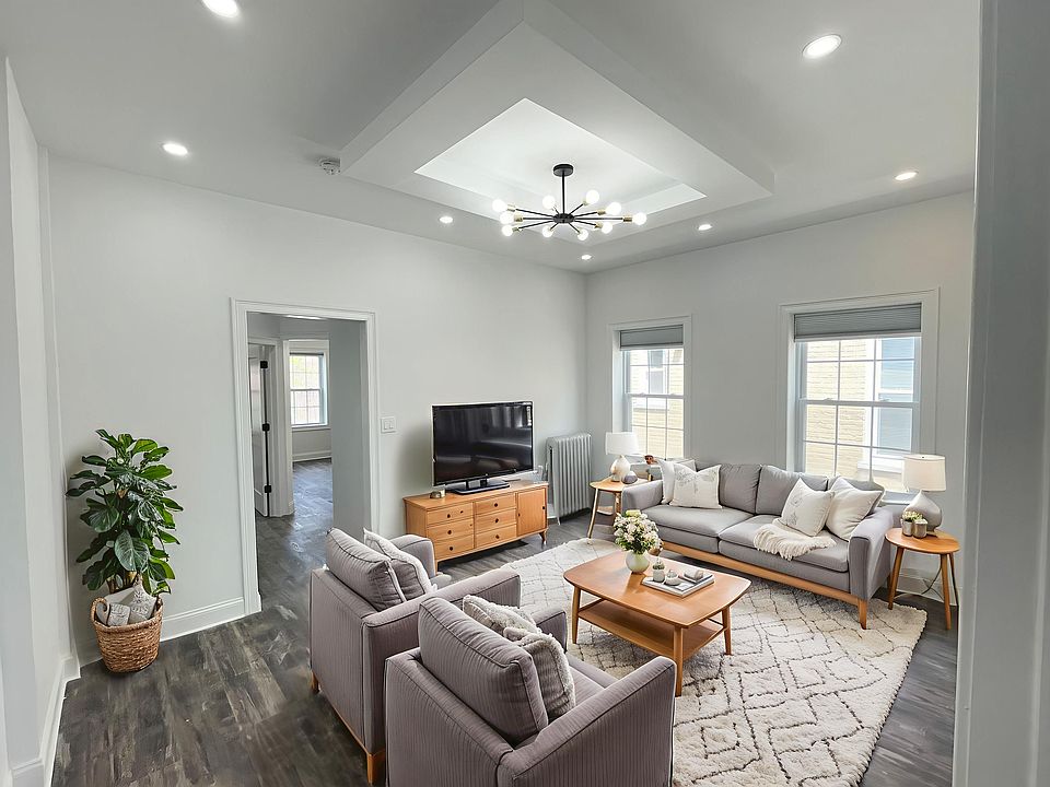1st image of 20-60 45th St #2
