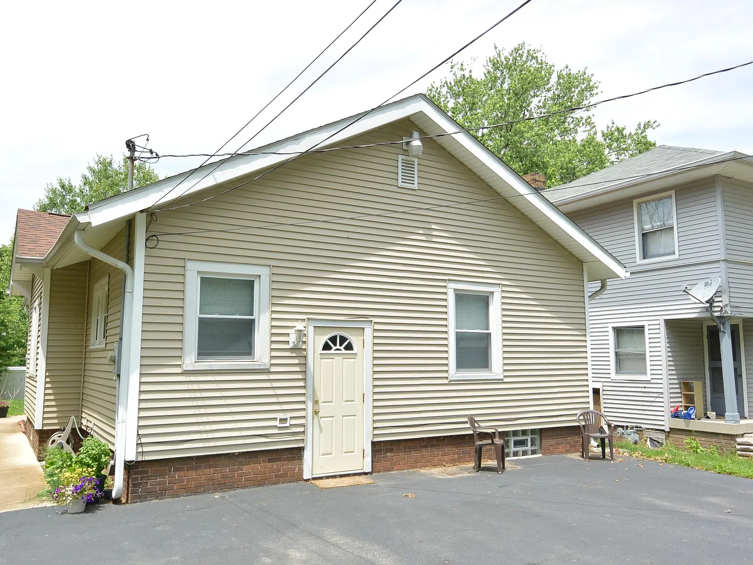 5265 N College Avenue — Photo 2