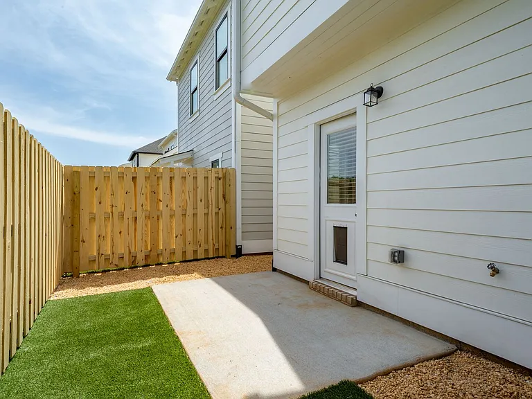 141 Huntley Knoll Dr — Photo 32