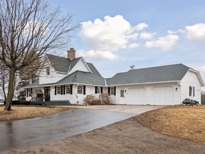 160 N Old Crystal Bay Rd, Long Lake, MN, 55356