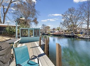 6419 W Richard Dr, Weeki Wachee, FL 34607