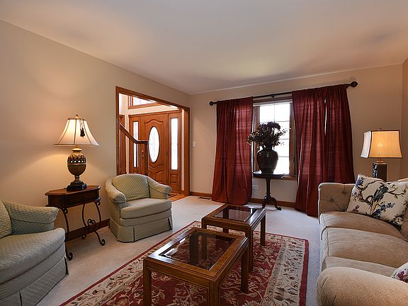 4th image of 17417 Stone Hill Dr