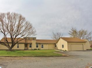 198212 E Game Farm Rd, Kennewick, WA 99337
