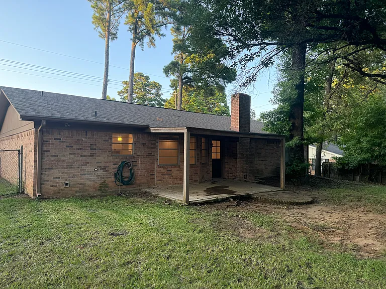 1302 Blueridge Pkwy — Photo 40