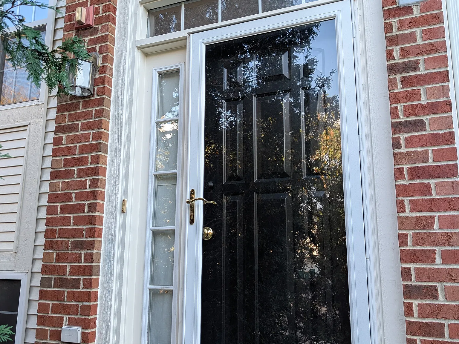 3 bed, 3.5 bath, 1984 sqft, $2,800 — Photo 3