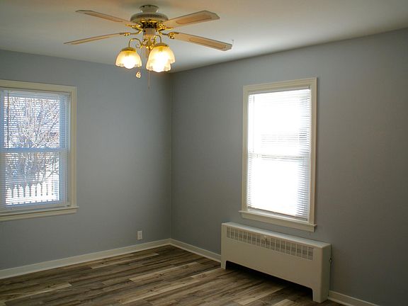 Bedroom 1 (main floor)