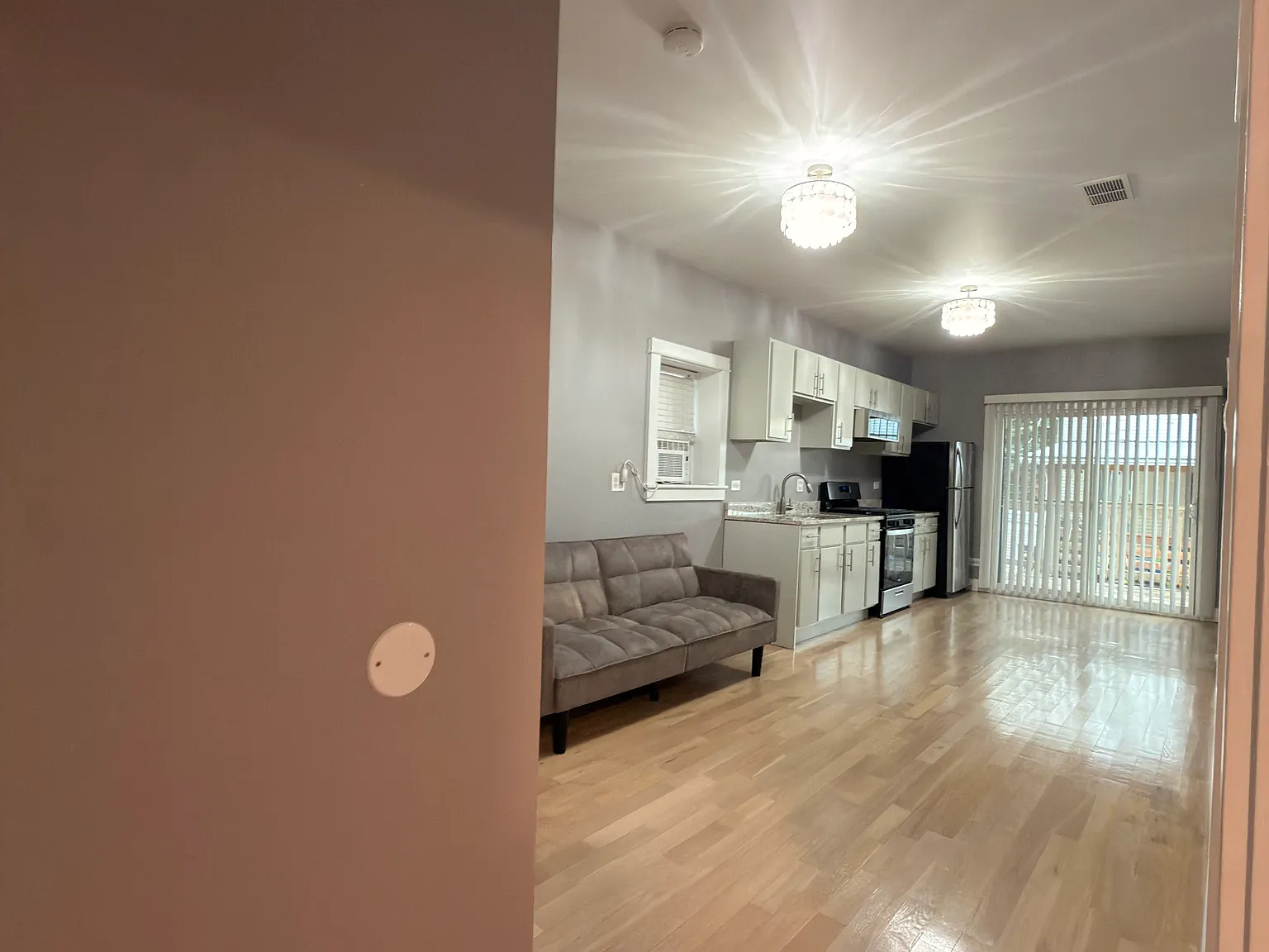 2 bed, $2,100 — Photo 2
