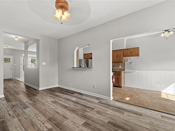 4th image of 4401 Rivermill Ct