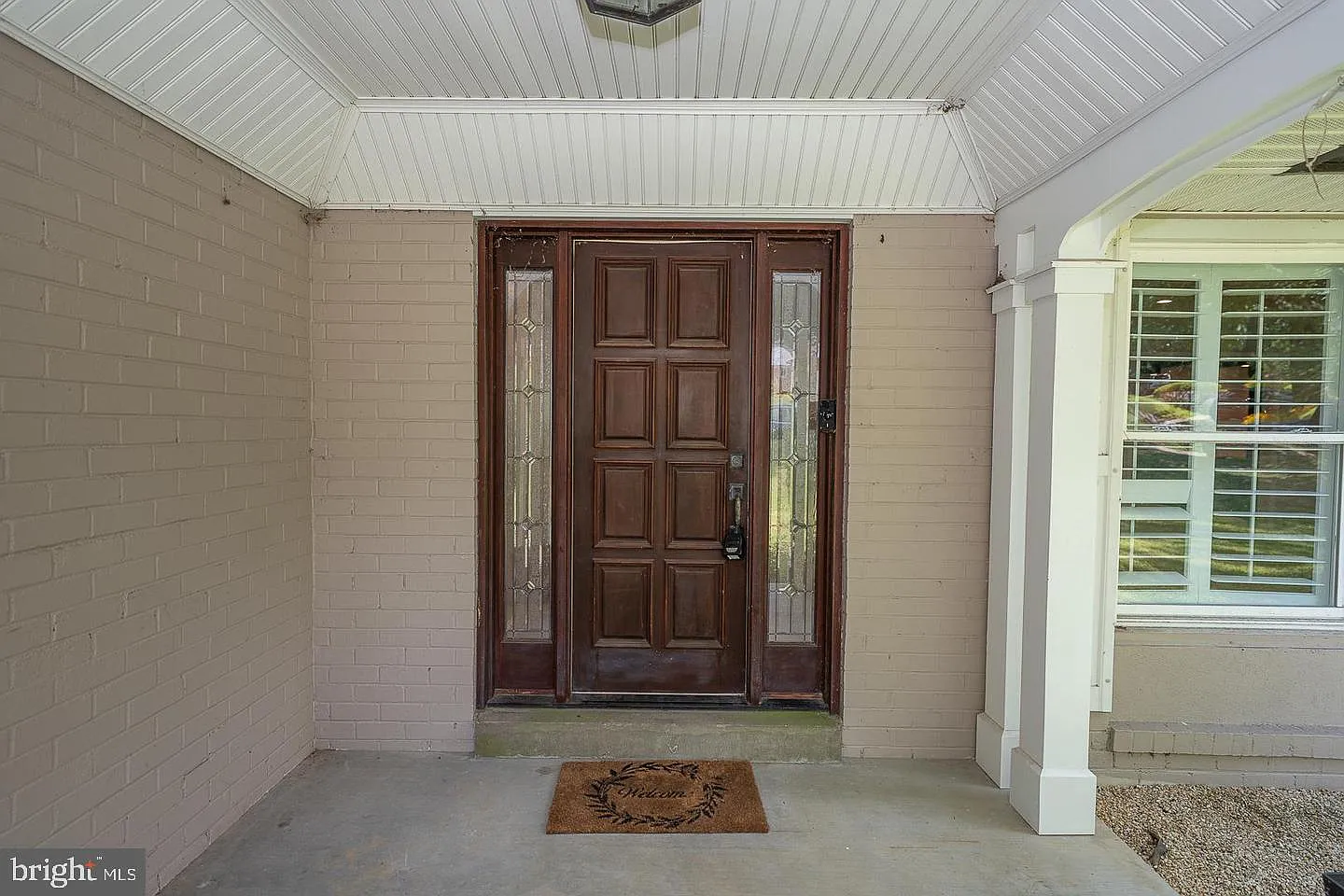 5 bed, 3.0 bath, 3169 sqft, $7,500 — Photo 2