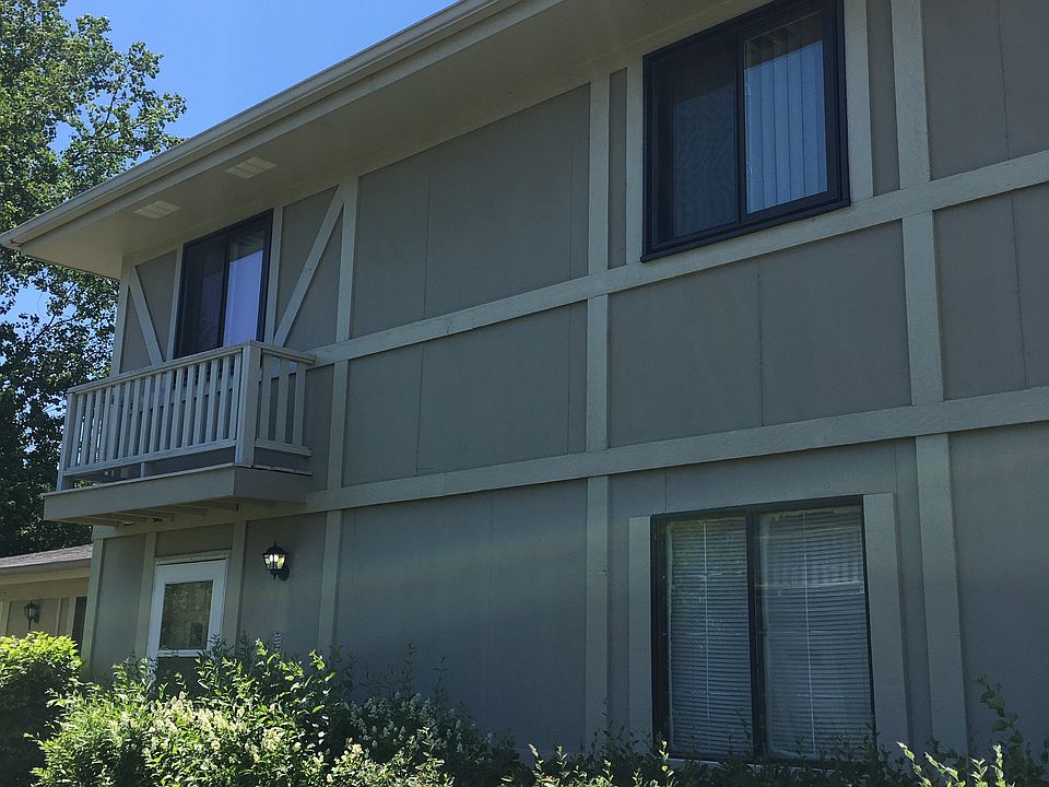 1st image of 1415 Ellisville Ln