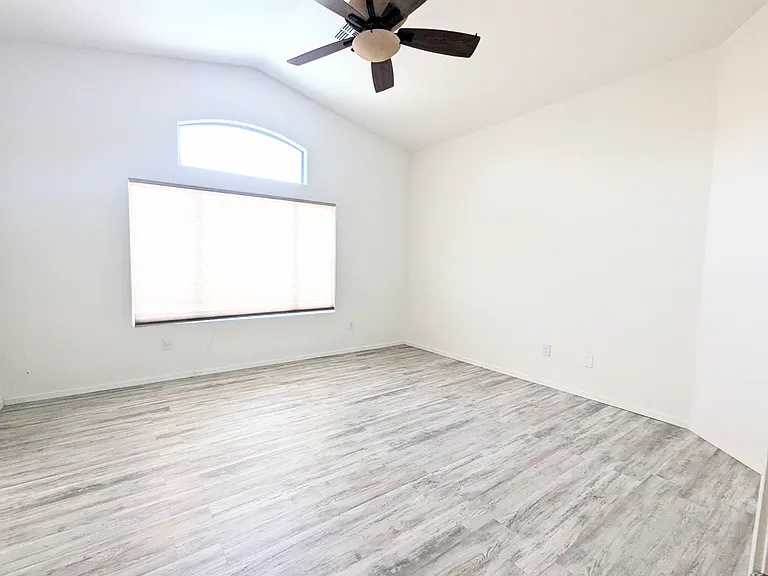 12751 N Belarus Dr — Photo 10