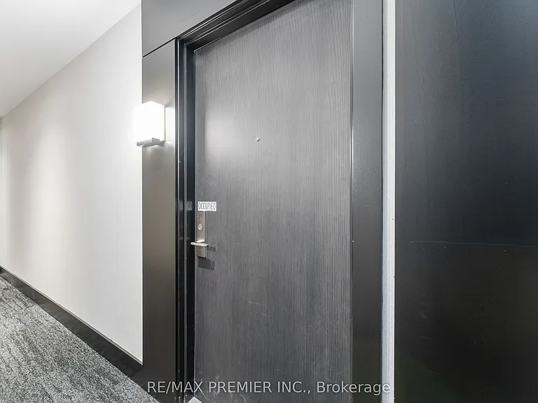 55 Duke St W #310 — Photo 9