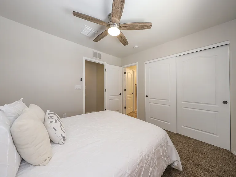 1680 W Homecoming Way — Photo 27