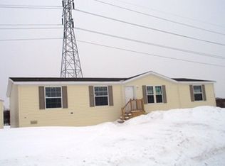 33176 Grape Arbor Dr, Lenox, MI