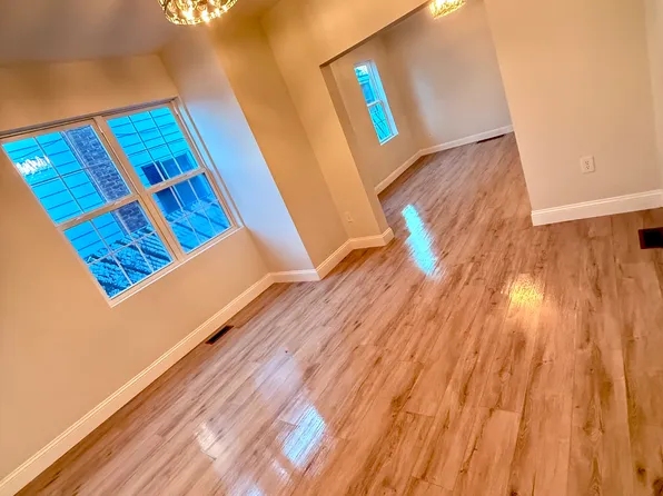 915 S Franklin St, Wilkes Barre, PA 18702