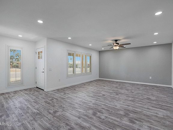 2nd image of 9826 W EVERGREEN Drive