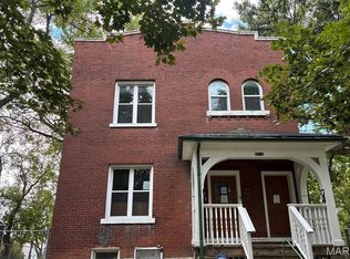 6512 Crest Ave, Saint Louis, MO 63130