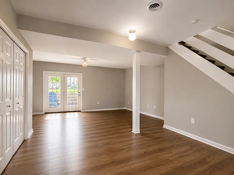 151 Cobblestone Ln — Photo 27