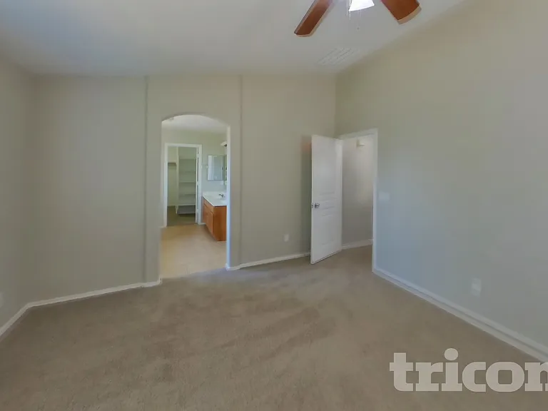 7213 W Pioneer St — Photo 11