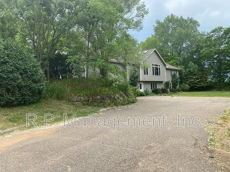 4626 Linnea Ln — Photo 7