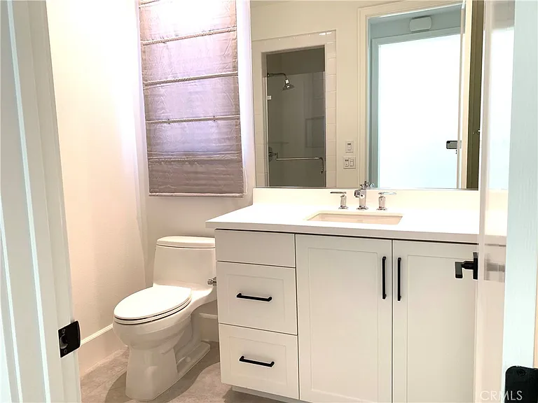 105 Sky Hts — Photo 22