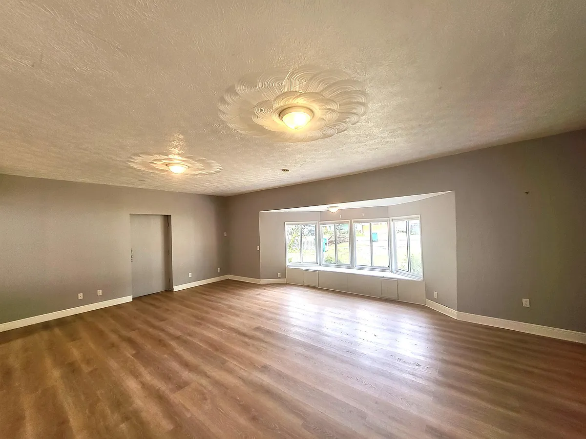 Building Photo - 203 Melton Dr