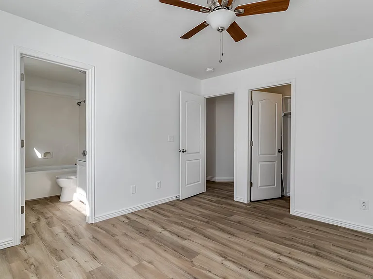 409 S 1125 W — Photo 12