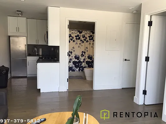 Rented by Rentopia | media 12
