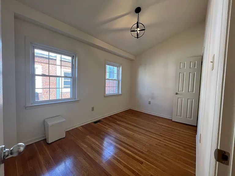 1332 Lombard St #2B — Photo 11