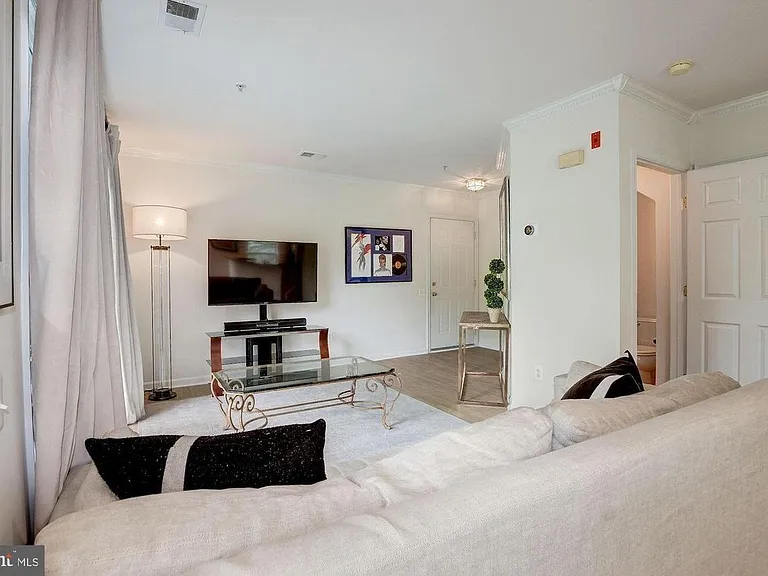 11214 Edson Park Pl #15 — Photo 7