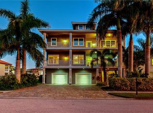 107 Wimbledon Ct, Redington Shores, FL 33708