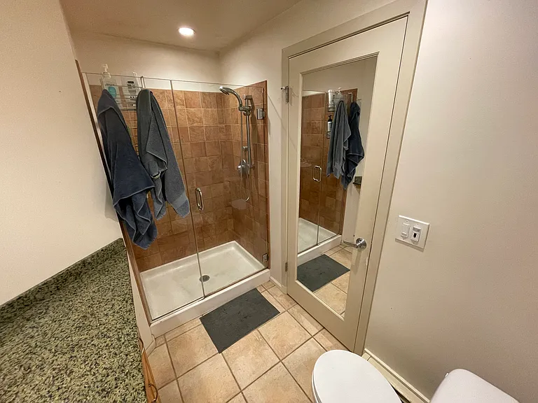 5915 S Cooper St — Photo 3