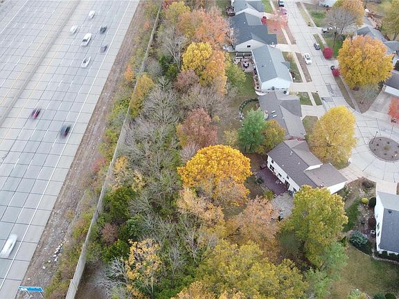 3rd image of 4413 Lilacridge Ln