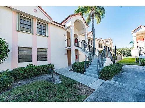 3150 Leewood Ter #L224 Photo 1