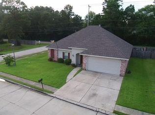 101 Rue Merlot, Abita Springs, LA 70420