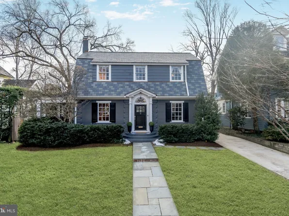 12 Hesketh St, Chevy Chase, MD 20815